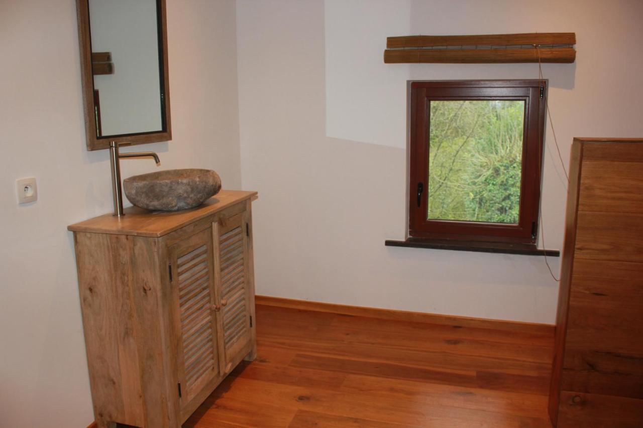 maison neuve en bois près de Pairy Daisa Brugelette Extérieur photo