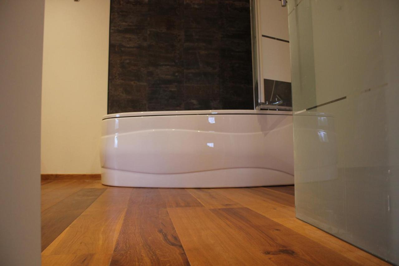maison neuve en bois près de Pairy Daisa Brugelette Extérieur photo